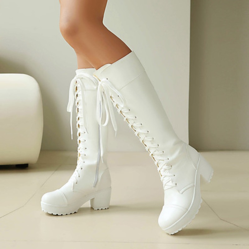 รองเท้าบูทผู้หญิงแบบผูกเชือกสู - Guipure Lace Panel บทวิจารณ์และราคา